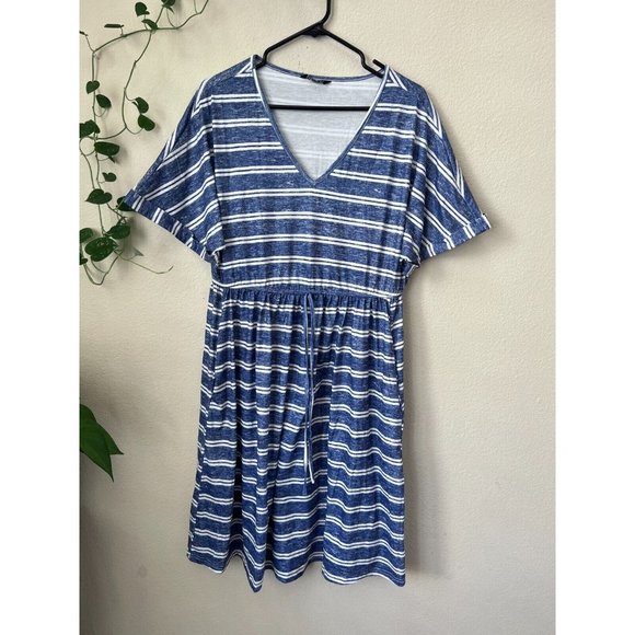 BloomChic Dresses & Skirts - 🌵 Bloomchic Womens Tie Waist Blue White Striped Dress 12 / L